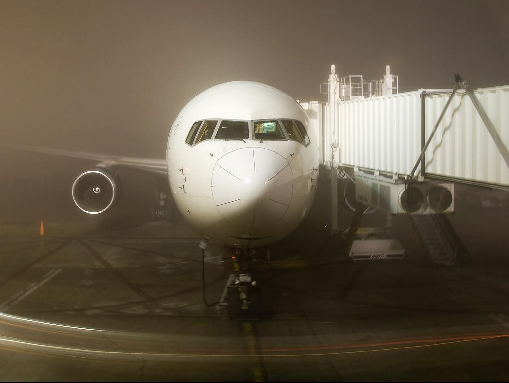 Low Visibility Operations – Boeing 777